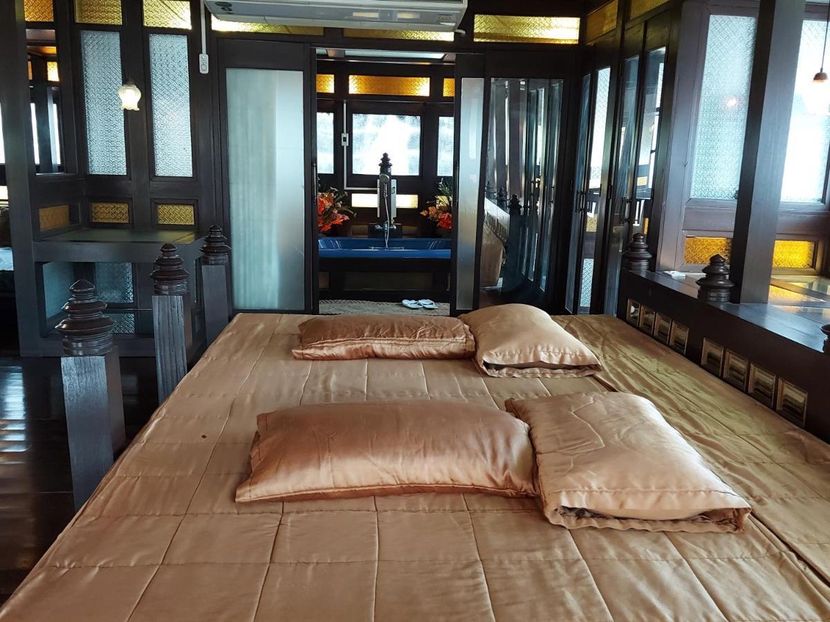Ruan Talay Bangsaray Hotell Chonburi Exteriör bild
